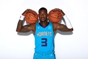 九游体育平台赛后全明星赛焦点战，夏洛特黄蜂豪取连胜，信心回归，医务组通报恢复的简单介绍