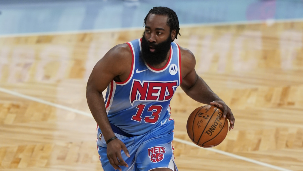 东方瓦伦西亚的全球最大级集装箱船